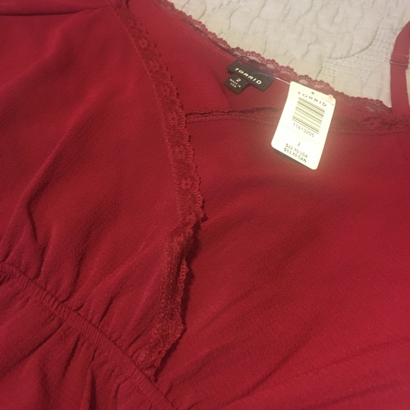 Cute spaghetti strap , elastic waste top! - Picture 3 of 4